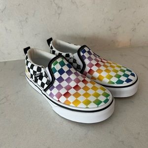 NWOT Rainbow Checkerboard Slip On Vans - 12 kids Unisex